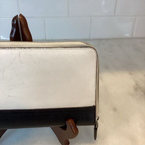 Coach Wallet Leather Continental Color-Blocked  Full Sized Rehab Wallet - Picture 5 of 14